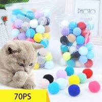 【A Smart and Cute】ของเล่นแมวน่ารักและตลก Bouncy Plush Ball Molar Anti Bite Interactive Fun Chewing Pet Supplies 30/70PCS