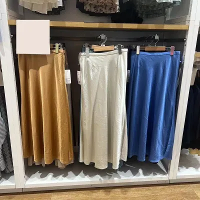 UNIQLO กระโปรงผ่าข้างผ้าซาตินสำหรับผู้หญิง,กระโปรงกระโปรงนางเงือกยาวปานกลางกระโปรงเข้ารูปยาว460554ฤดูใบไม้ร่วง