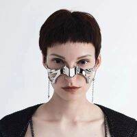 หน้ากากโลหะ Blackhead ใหม่เครื่อง Blood Blade Power นิยายวิทยาศาสตร์ออกแบบพิเศษรูปของเหลว Lip Ring ต่างหูชุดอุปกรณ์เสริม