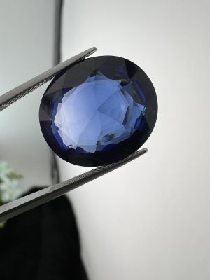 Lab sapphire  corundum 23 carats1 pieces Blue Sapphire พลอยไพลิน สีน้ำเงิน ( LAB ) อัญมณี... พลอย ขนาด 17x19 มิลลิเมตร ( MM) ( 1 PCS เม็ด)