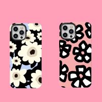 Casetify Bold Floral เคสโทรศัพท์มือถือ ซิลิโคนนิ่ม ลายดอกไม้ สีดํา สําหรับ For iPhone 7 8 Plus X XS XR 11 12 13 Pro Max Flocking Case Cover