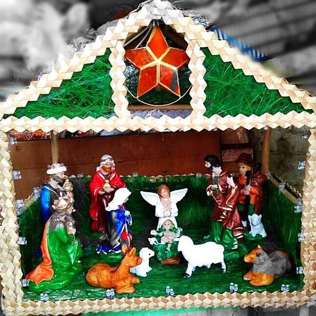 Christmas Nativity Set/ Belen Medium size made with Abaca House and