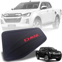 ครอบฝาถังน้ำมัน กันรอยฝาถัง ฝาถังน้ำมัน รุ่น อีซูซุ ดีแม็กซ์ ISUZU D-MAX DMAX ปี 2019 - 2020 สีดำด้าน โลโก้แดง 4 ประตู