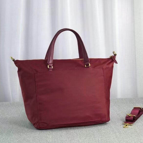 334385tumi-voyageur-คอลเลกชั่นกระเป๋าสะพายไหล่แฟชั่นกระเป๋าถือผ้าร่มไนล่อนน้ำหนักเบาพิเศษสำหรับผู้หญิง