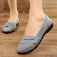 Ready StockCasual Women Kasut Perempuan Kasut Sport Breathable Mesh Canvas Versatile Casual Loafers 北京老布鞋韩版一脚蹬懒人平底帆布百搭休闲鞋