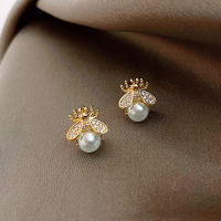 new simple and luxurious Pearl Womans Earrings Fashion design sense bee insect Earrings Korean women jewelry sexy Earrings