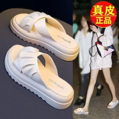 【July】 Thick-soled sandals slippers 2023 summer new womens all-match flip flops fragrance ins