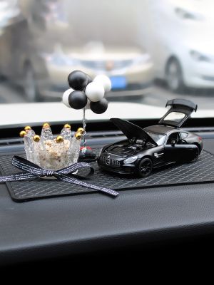 Creative car fragrance lasting fragrant the premium car furnishing articles crown aromatherapy car accessories alloy models