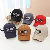 [พร้อมส่ง] หมวกเด็ก 1ปี-8ปี รอบหัว: 52-54 cm. หมวกแก๊ป ปักตัวเลข 1999 หมวกแฟชั่นเด็ก : PunikaShop23