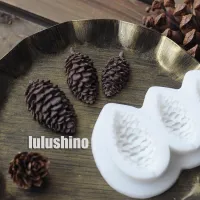 Christmas pinecone three small pinecones imitation forest pinecone chocolate sugar mold silicone baking cake mold Bread  Cake Cookie Accessories