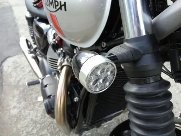 ไฟเลี้ยว Genuine Triumph LED bullet Indicator 64mm A9838036