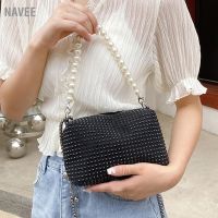 NAVEE Rhinestone Messenger Bag กระเป๋าสะพายหนัง PU ความจุขนาดใหญ่หรูหราสำหรับผู้หญิงลิปสติก