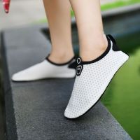 【Hot Sale】 Beach shoes snorkeling slip on breathable wading upstream swimming soft non-slip anti-cut barefoot skin-fitting