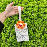 2022 new splicing rhombus bag isseyˉ miyakeˉBAOBAOˉfashion casual Messenger hand holding mobile phone bag