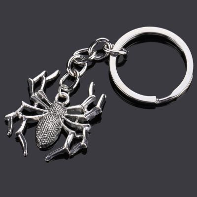 Car Key Chain Spider Animal Insect Bag Men Women Keychain Fashion Charms Friends Jewelry Wedding Gift For Guest Key Chains