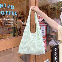 infinitebagshop(IN1904) กระเป๋าผ้าลื่น ผ้านิ่ม สีพื้นลายเส้นแนวเกาหลี