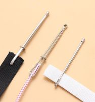 【CW】 Elastic Buckle Threading Needle For Wearing Trousers Belt Threader Sewing Tool Clip Rope Band