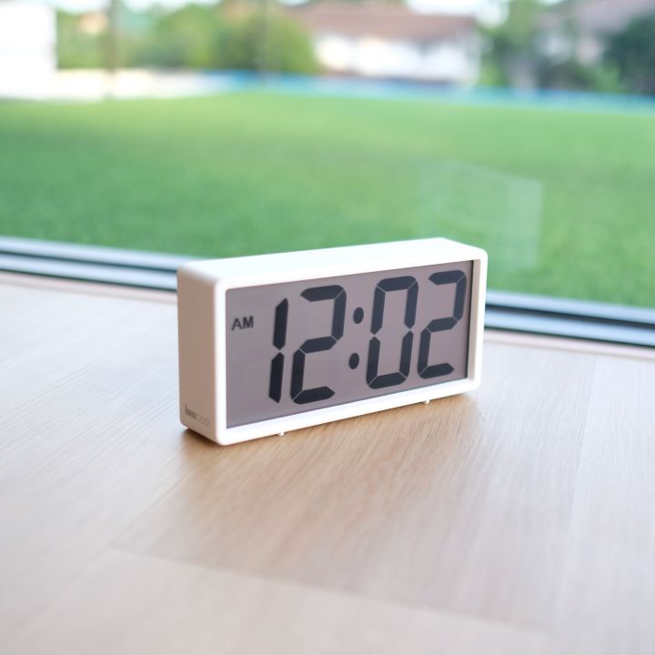 iamclock-lcd-large-display-alarm-clock