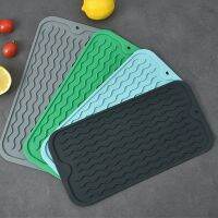 【CC】☇☁◐  Silicone Dish Drying Resistant Draining Tableware Dishwaser Durable Cushion Dinnerware Table Placemat