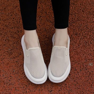 Casual Cheap Cloth Shoes Women New Casual Style Walking Shoe Soft Soled Soft Non-slip Lightweight Comfortable Elderly Shoe