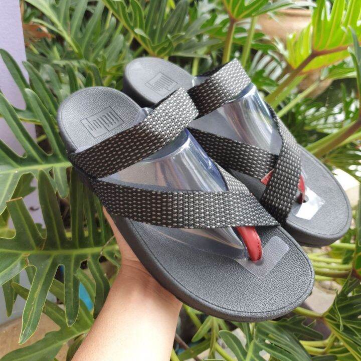 รองเท้าเเตะ-fitflop-sling-รุ่นลายจุด-สีดำ-สีน้ำเงิน-สีแดง-ไซร้-36-40-พร้อมส่งทุกคู่