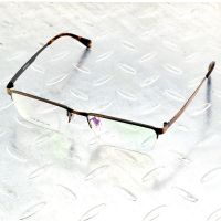 สีน้ำตาลสี่เหลี่ยมผืนผ้าครึ่งขอบ Titanium Alloy Simple Business สไตล์ผู้ชายกรอบแว่นตากรอบแว่นตา Eyeframe Eyewear