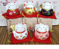 แมวกวักนำโชค Lucky Cat แมวกวัก แมวนำโชค สูง 3 นิ้ว กวักโชคลาภเงินทอง เซรามิคสีผิวด้าน แมวกวักญี่ปุ่น มี 5 สี แมวกวักเรียกทรัพย์ แมวกวักเรียกลูกค้า