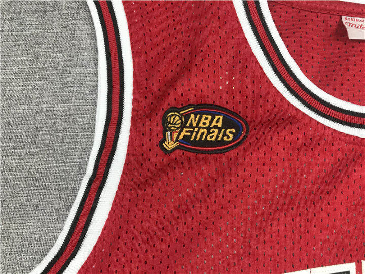 ready-stock-2022-2023-newest-retro-1997-98-nba-finals-mens-mitchell-ness-chicago-bulls-33-scottie-pippen-jersey-red-basketball-jerseys