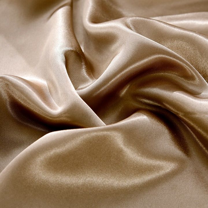 ผ้าเรยอนชุดเครื่องนอนแข็งเตียงนุ่มสุดหรูเครื่องนอนผ้าเซ็ทคลุมเตียงใหญ่พิเศษเซ็ทคลุมเตียงผ้านวม