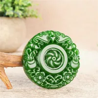 ค้างคาวดอกไม้ธรรมชาติสีเขียวหยกจี้สร้อยคอจีนมือแกะสลักเสน่ห์ Jadeite เครื่องประดับแฟชั่นพระเครื่องสำหรับผู้ชายผู้หญิงของขวัญ