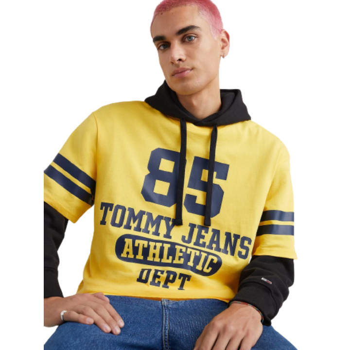 tommy-hilfiger-เสื้อยืดผู้ชาย-รุ่น-dm0dm15669-zfm-สีเหลือง
