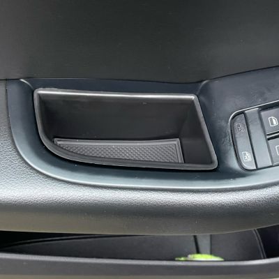 ที่วางแขนกล่องเก็บของประตูด้านใน,ที่จับที่เท้าแขนที่จับกระเป๋าสำหรับรถ AUDI Q5 2009 2010 2011 2012 2013 2014 2015 2016อุปกรณ์เสริมอะไหล่รถยนต์