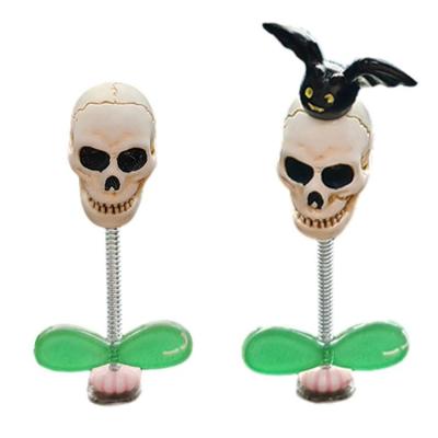 Skeleton Head Ornaments Swing Skeleton Ornaments For Car Center Console Spooky Scary Halloween Decor For Truck SUV Convertible Car Travel Camper RV handy