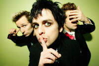 โปสเตอร์ Green Day กรีนเดย์ Billie Joe Armstrong บิลลี โจ รูปภาพขนาดใหญ่ ของขวัญ Poster ของแต่งบ้าน ของแต่งห้อง โปสเตอร์ติดผนัง โปสเตอร์ติดห้อง 77poster