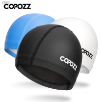 COPOZZ หมวกว่ายน้ำเครื่องป้องกันหูผมยาวผู้หญิงกันน้ำหมวกว่ายน้ำผ้าเคลือบด้วยหนังเทียมผู้ใหญ่ผู้ชาย