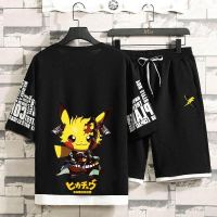 SONIX ฤดูร้อนเยาวชนแนวโน้มชุดลำลองนักเรียนชายหลวม Pikachu ห้าจุดแขนสั้นเสื้อยืด + กางเกงขาสั้นชุดสูท