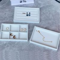 22.5x14.5x2.8cm White/Black PU Jewelry Necklace Ring Flat Tray Storage Box Jewelry Case Display Convenient Charming Women Makeup