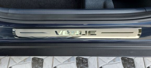 car-accessorise-stainless-steel-car-door-sill-protector-scuff-plate-for-hyundai-venue-car-styling-2019