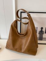 Large-capacity bag for women 2023 new niche simple shoulder crossbody bag high-end versatile commuting tote bag 【JYUE】