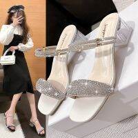 【CC】¤❒  2022 New Thick Heel Slippers Wear Rhinestone Flip Flops Middle Toe Sandals