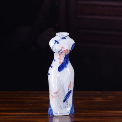 Chinese Hand-painted Blue White Porcelain Cheongsam Vase Ceramic Accessories Home Livingroom Desktop Bookcase Decoration Crafts