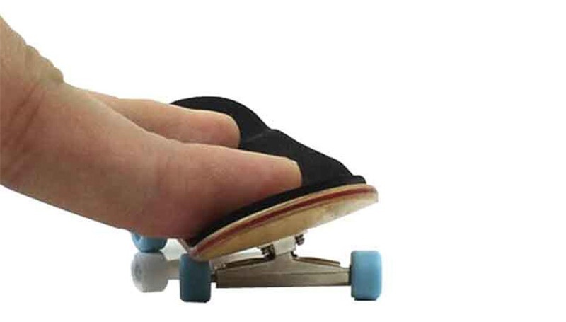 New Complete Wooden Fingerboard Finger Skate Board Grit Box Foam Tape Maple Wood 