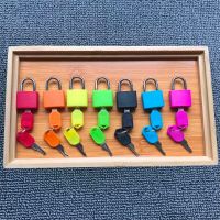 【Ready】? Montessori teaching aids childrens lockpicking game color small locks early education educational toys Montessori small locks daily sensory teaching aids