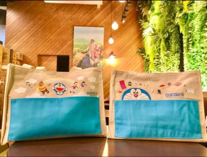 กระเป๋าผ้า-doraemon-canvas-tote-bag-คาเฟ่อเมซอน-limited-edition