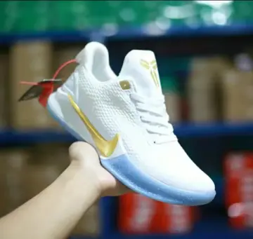 Kobe shoes best sale 2019 white