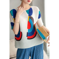 Fashionable Pleated Color Contrast Geometric Pattern Issey Miyake Raglan Sleeve Shirt Womens 2022 Summer New All-Match Top