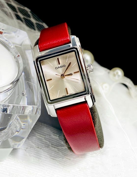 แดงสวยแซบสไตล์-dkny-casioผู้หญิงแท้-หน้าปัดกว้าง-2-2ซม-นาฬิกาcasio-ltp-e165l-4a-คาสิโอสายหนังสีแดง-นาฬิกาแบรนด์เนม-นาฬิกาแท้-พร้อมประกัน