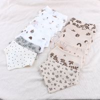 【DT】hot！ Baby Feeding Bib Soft Breathable Drooling Cotton Print Burp  Bibs Infant Teething Neck Scarf