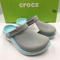 รองเท้าcrocs แบบ สวม รุ่นใหม่ เบานิ่มใส่สบาย สินค้า สินค้าถ่ายจากงานจริง อยู่ที่ร้าน ราคาเบาเบาค่ะ