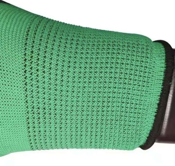 ถุงมือแบบหนา-ขายยกโหล-สีเขียว-12-คู่-ถุงมือผ้า-ถุงมือเคลือบ-ยางพารา-ถุงมือเคลือบยาง-กันลื่น-ถุงมือช่าง-ถุงมือทำสวน-กันหนาม-กันของมีคม